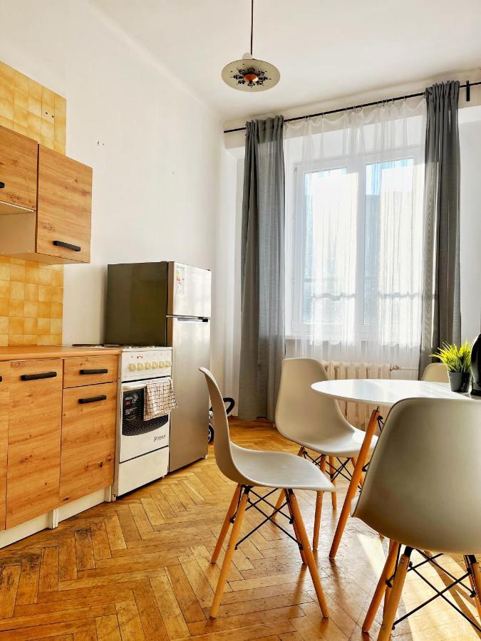 Nice Room In City Centre Krasków Exteriör bild